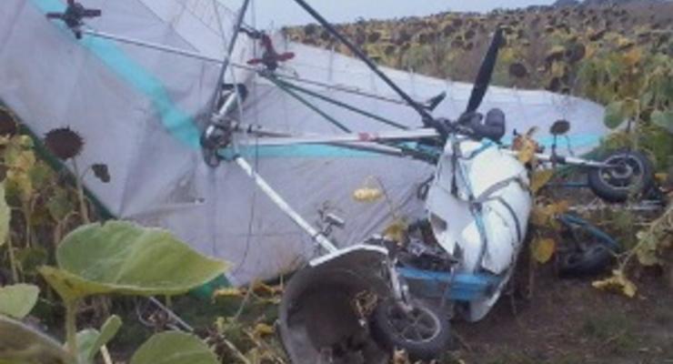 В Тернопольской области дельтаплан задел линию электропередач и упал, погиб пилот