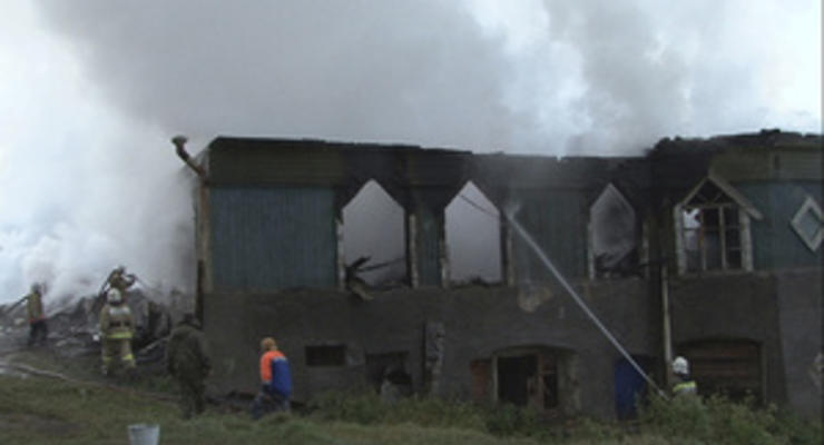 Спасатели завершили разбор завалов на месте пожара в новгородском психоневрологическом интернате