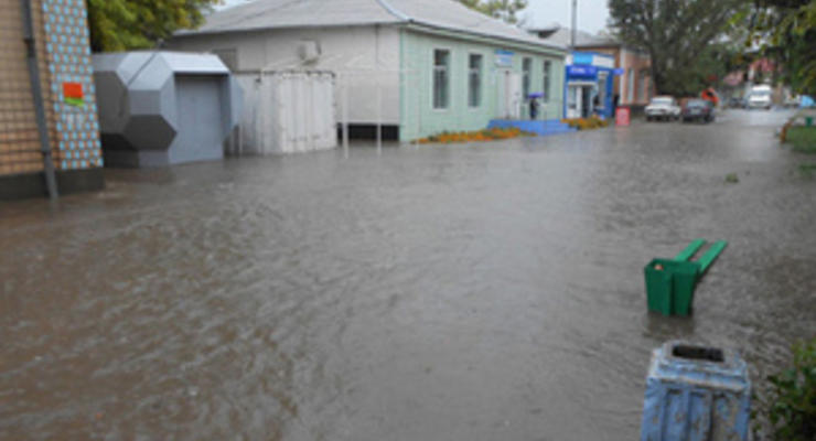 Наводнение в Одесской области: почти 600 человек отселены, спасатели откачивают воду