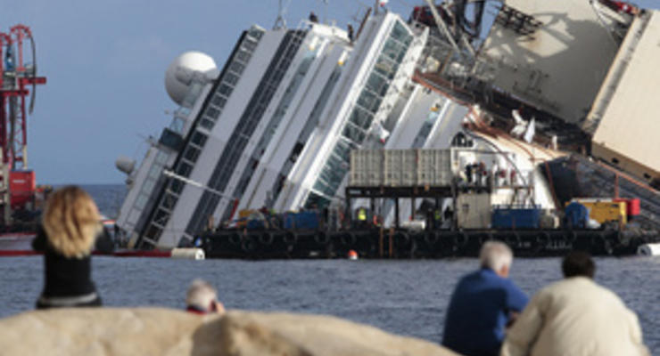 Инженеры начали операцию по поднятию лайнера Costa Concordia