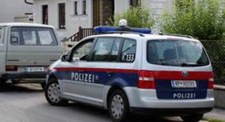 Стрельба в Австрии: убиты трое, преступник забаррикадировался и может удерживать заложников
