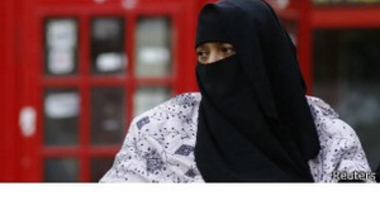 Четверть молодых британцев не доверяют мусульманам