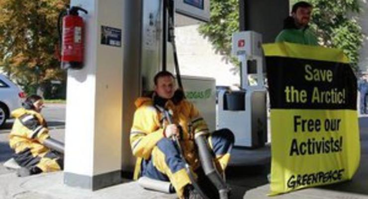 В Германии активисты Greenpeace блокировали работу заправок Газпром