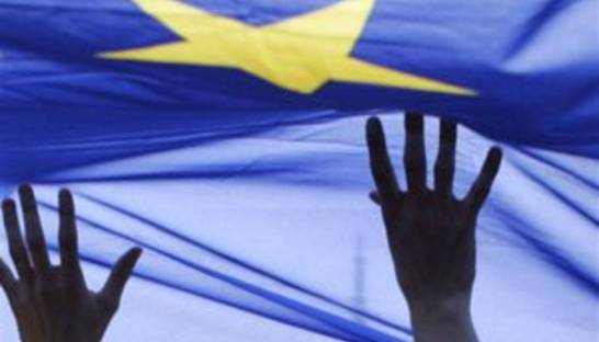 Опрос: В Украине больше сторонников вступления в ЕС, чем в ТС