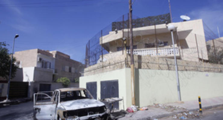 После нападения на свое посольство Россия эвакуирует из Ливии всех дипломатов