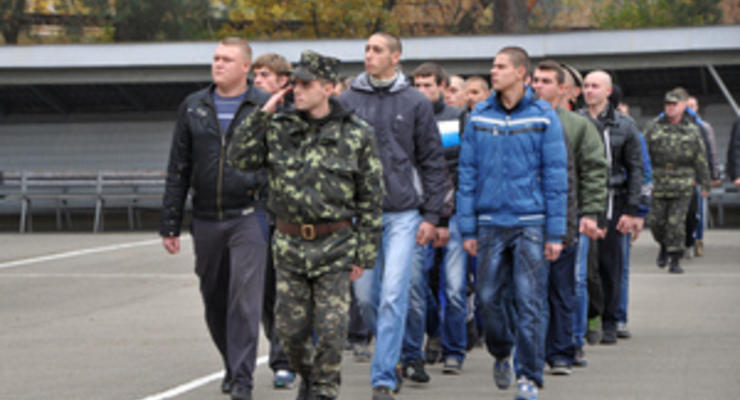 В последний раз. В Киеве и области призывники отправились в армию