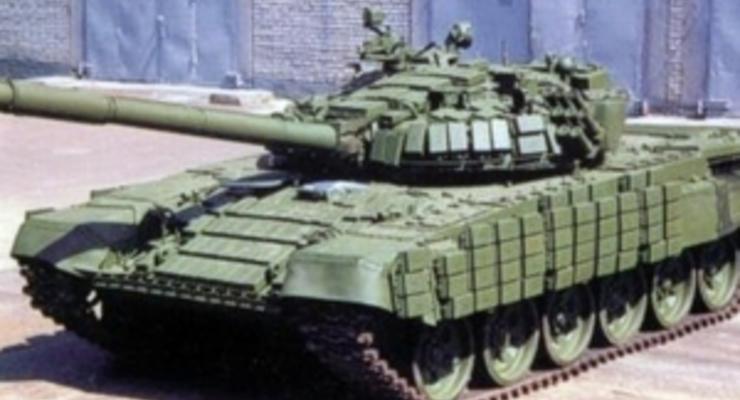 В России танк насмерть задавил военного во время занятий по вождению