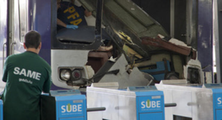 Железнодорожная авария в Буэнос-Айресе: число пострадавших возросло до 99 человек
