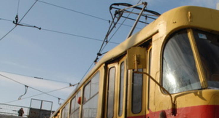 В Одессе охотники за металлоломом остановили движение по одному из трамвайных маршрутов