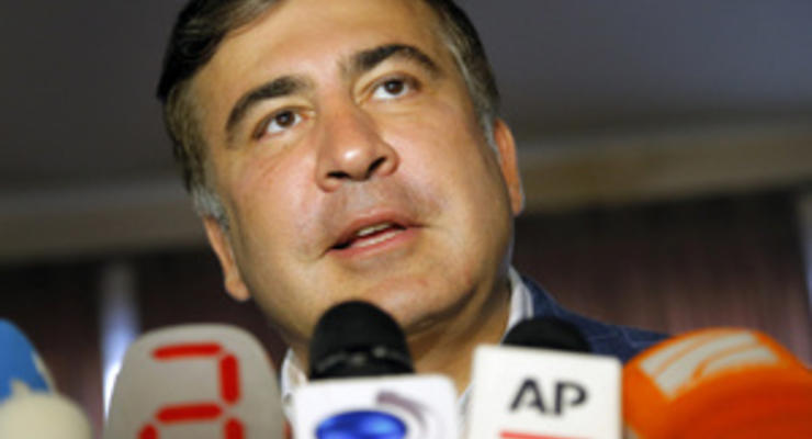После инаугурации нового президента Саакашвили намерен "немножко отдохнуть"