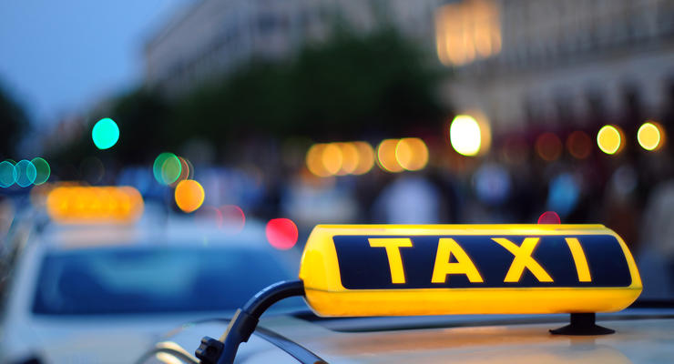 Ошибки такси: «бульвар Лепса» и Бортничи вместо Оболони