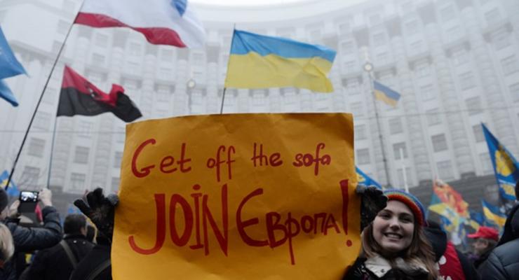 Пресса России: как долго простоит "Евромайдан"?