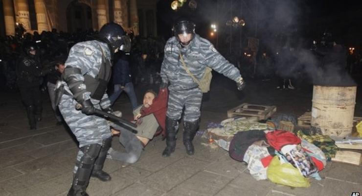 Как проходил разгон Евромайдана этой ночью (ФОТО, ВИДЕО)