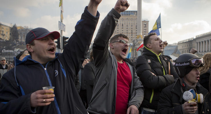 Майдан онлайн. Перемирие: Рада проголосовала за отстранение Захарченко и освобождение Тимошенко