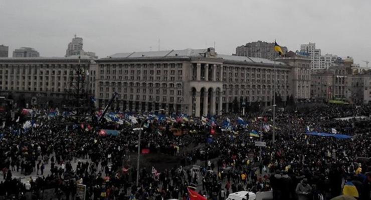 Госдеп просит украинскую власть решить проблему Евромайдана мирным путем