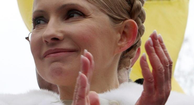 Участники киевского Евромайдана попросили Тимошенко прекратить голодовку
