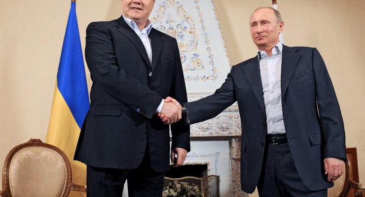 Янукович согласился вступить в ТС за $15 млрд. - редактор The Economist