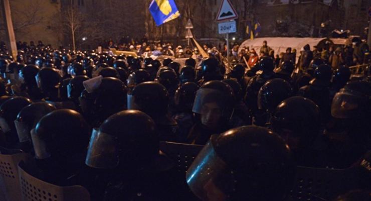 Оппозиция ждет разгона Майдана в течение часа