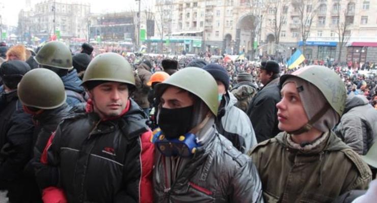 Утро после разгона Майдана: новые баррикады и чай с бутербродами (ФОТО)