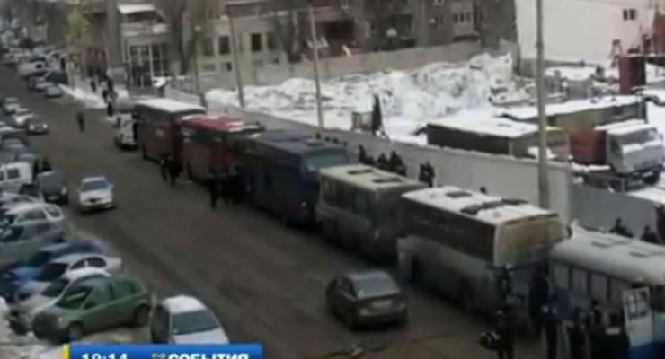 МВД: Из Донецка и Ровно в Киев отправились автобусы с милицией