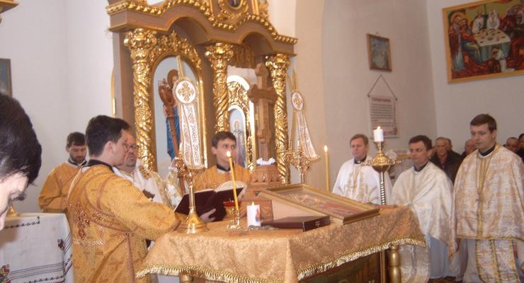 Иерархи церкви осудили речь прикарпатского священника, который призвал взять оружие (ВИДЕО)