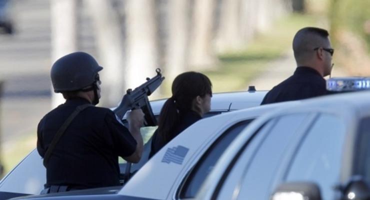Полиция установила личность открывшего стрельбу в школе в Колорадо