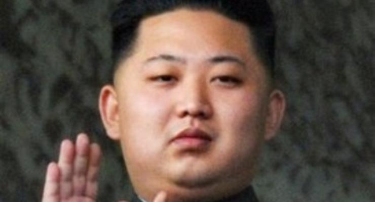 Ким Чен Ун впервые после казни дяди появился на публике