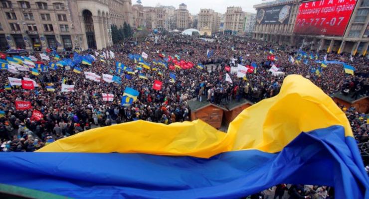 Сенатор Кристофер Мерфи посетит сегодня Евромайдан