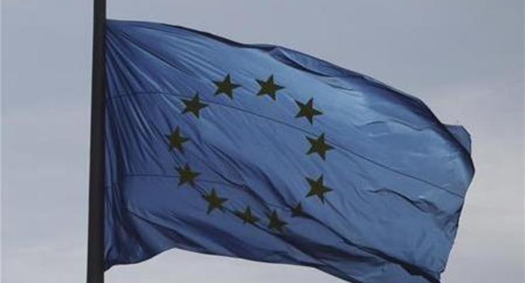 Прокуроры Ровенской и Волынской областей потребовали снять символику Евросоюза с админзданий