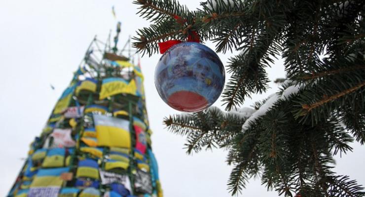 Новогодние елки Киева разных лет: ФОТОподборка