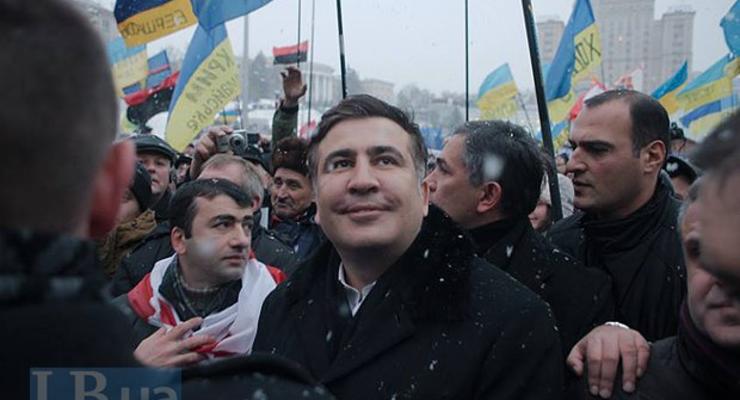 Саакашвили запрещен въезд в Украину - Ъ