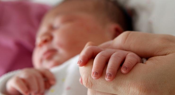 Синод РПЦ утвердил правила крещения детей суррогатных матерей