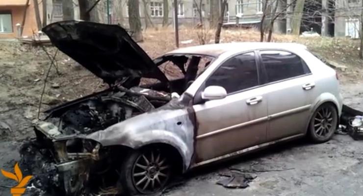 В Харькове подожгли автомобиль волонтеров Евромайдана