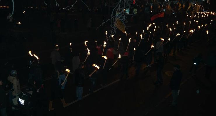 В Киеве прошло факельное шествие в честь 105-летия Бандеры