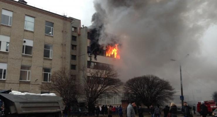 Евромайдан объявил траур по погибшим при пожаре в Харькове