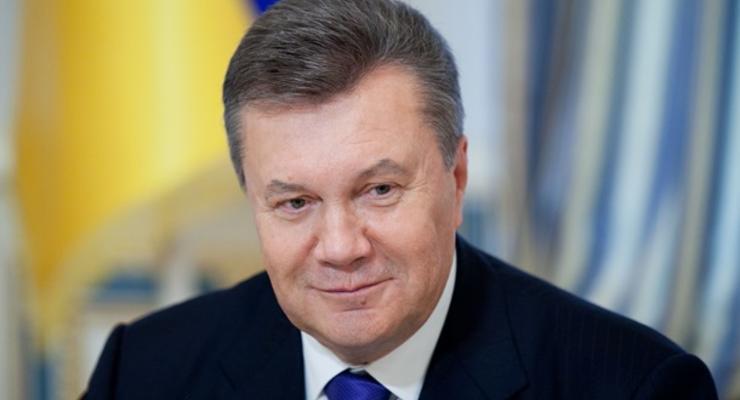 Янукович поздравил украинцев с Крещением и пожелал благодати
