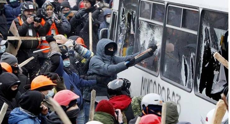 Штурм на Грушевского: ВИДЕО с места событий 19 и 20 января