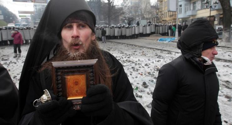 Православная церковь призывает сложить оружие
