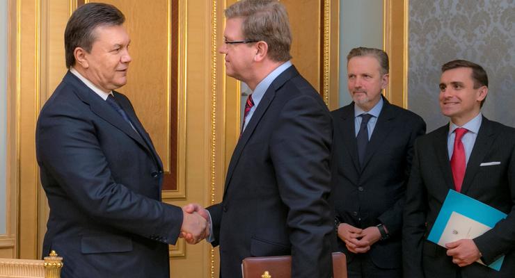 Кличко обсуждает с  Фюле ситуацию в Украине