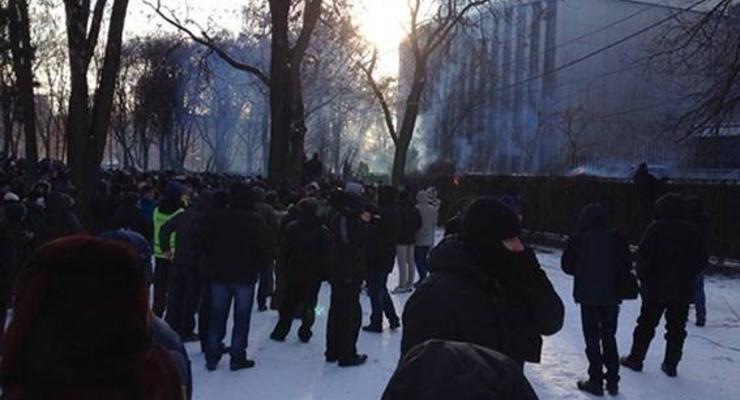 В МВД подвели итоги штурма Днепропетровской ОГА: 37 задержанных митингующих и 18 раненых милиционеров