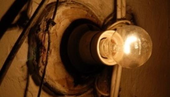 В Украине из-за непогоды остаются без электроэнергии 184 населенных пункта