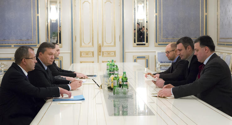 Сегодня Виктор Янукович может встретиться с Владимиром Путиным - СМИ