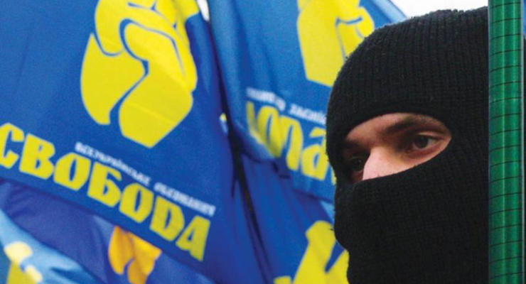 "Титушки" разгромили офис Свободы в Днепропетровске