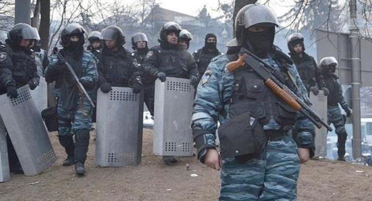 В Черновицкой области из-за чрезмерного применения силы к митингующим уволился майор милиции