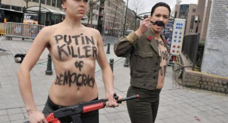 Femen в Брюсселе провели протест против Путина
