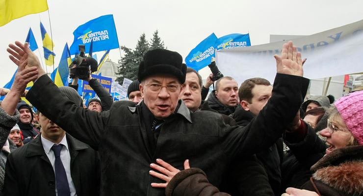 Азаров после отставки намерен заняться развитием Партии регионов
