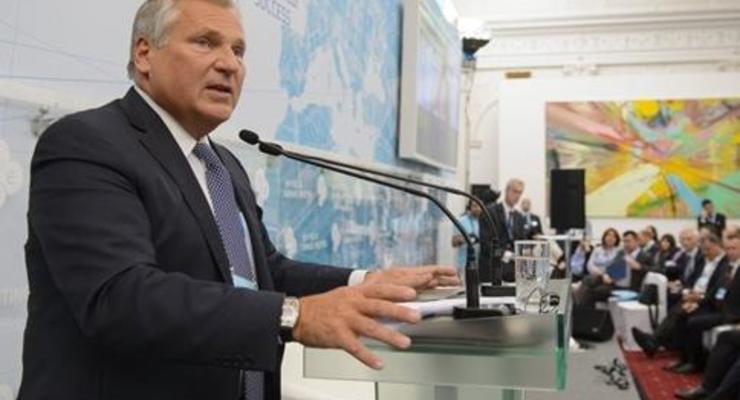 Квасьневский: ЕС должен быть готов помочь Украине финансово