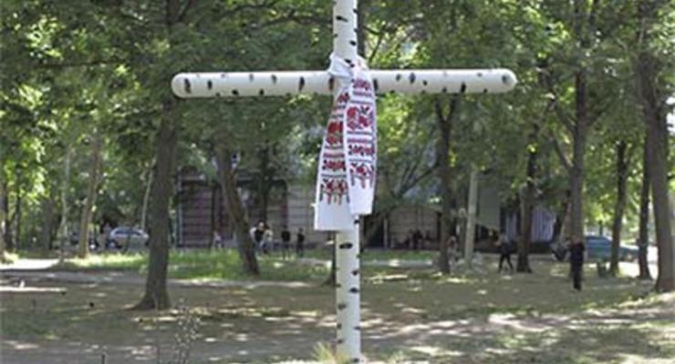 В Харькове неизвестные уничтожили памятный крест воинам УПА