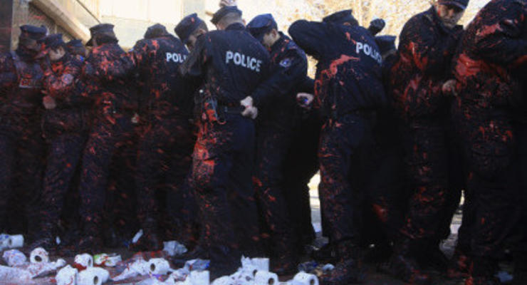 В Косово произошли столкновения между студентами и полицией