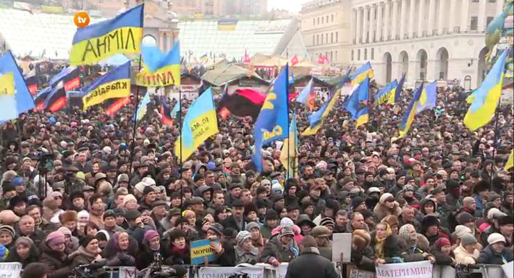 На Майдане прошло десятое Народное вече